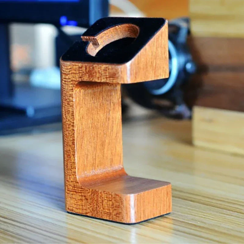 Wooden Apple Watch Charger Sta - مراجعة Apple Smartwatch Accessories وسعره